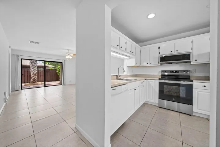 16422 Straw Way