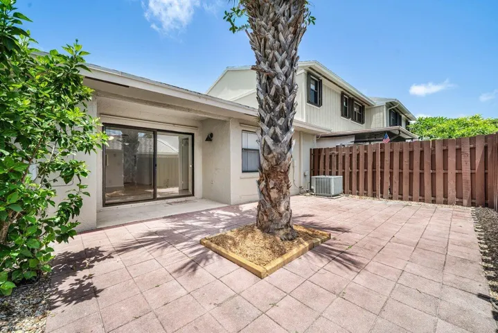 16422 Straw Way