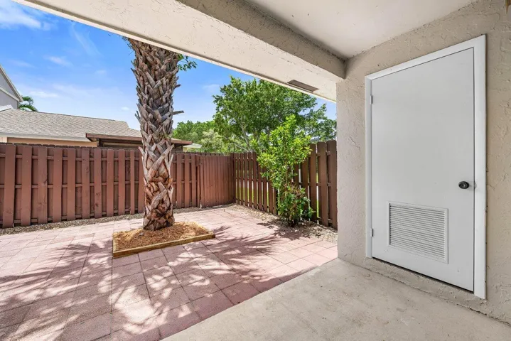 16422 Straw Way