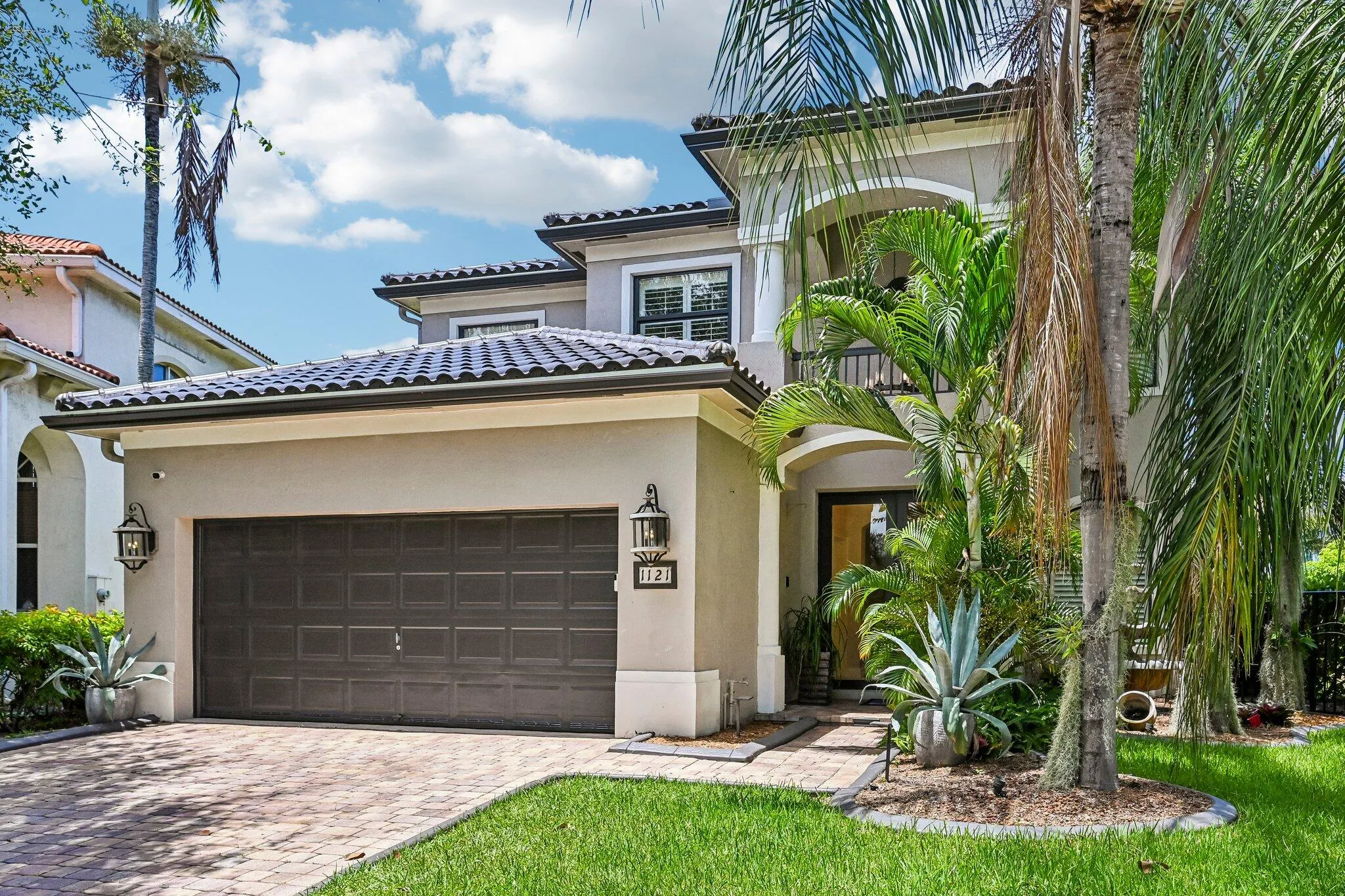 12-web-or-mls-Center Stone Ln-S1107-003