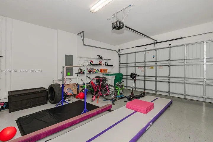 garage