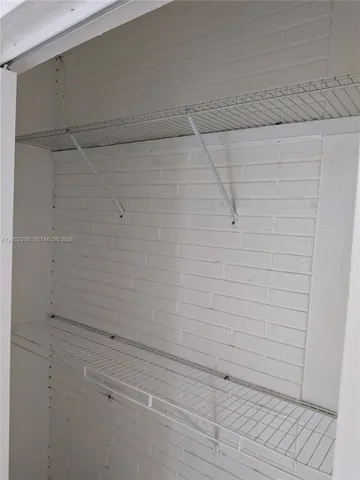 2 Shelf closet
