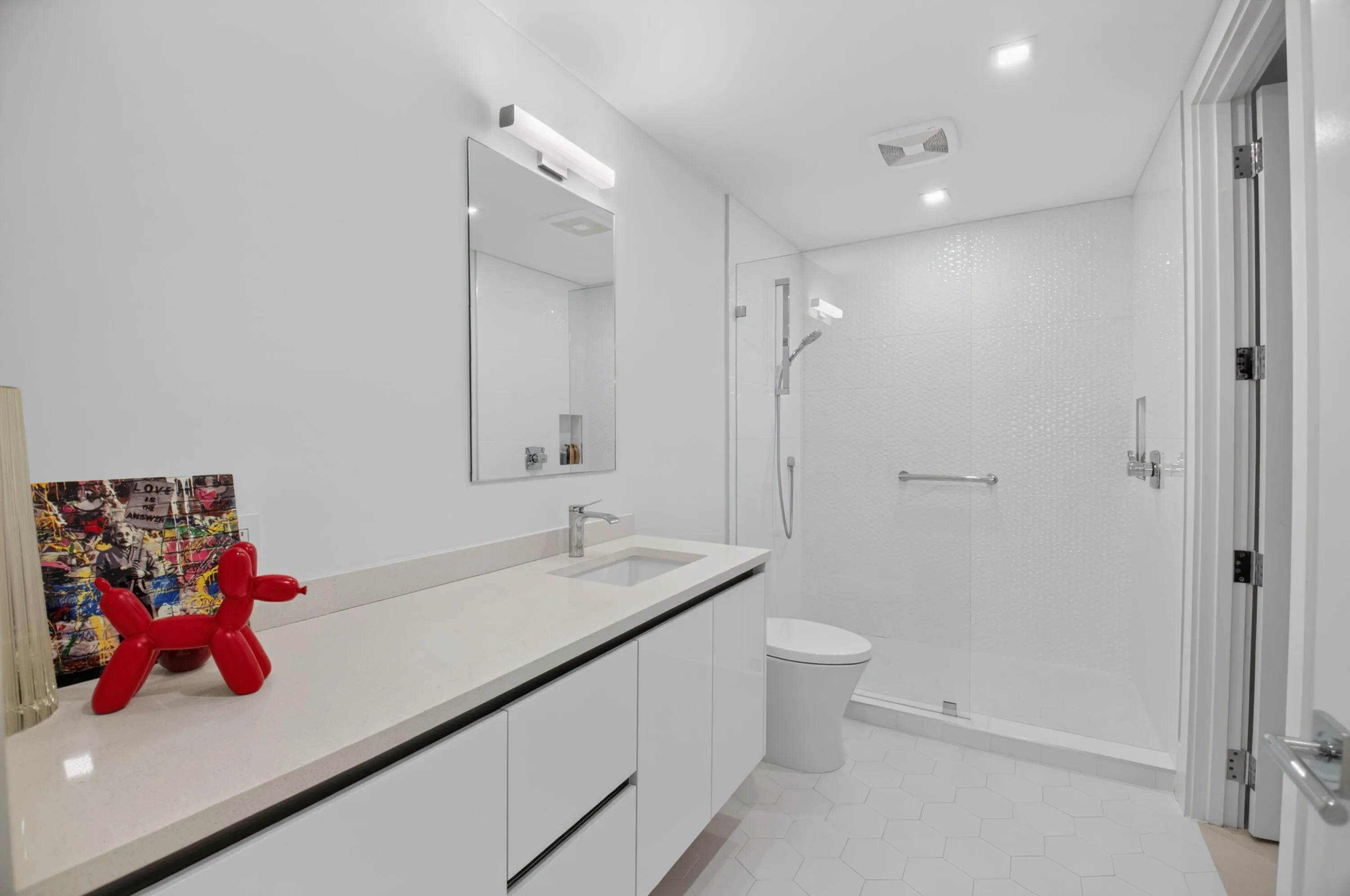 2ND BATHROOM