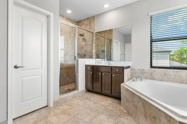 029-5428SandbirchWay-LakeWorth-FL-33463-
