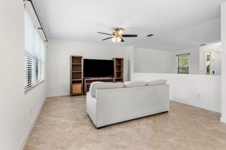 010-5428SandbirchWay-LakeWorth-FL-33463-