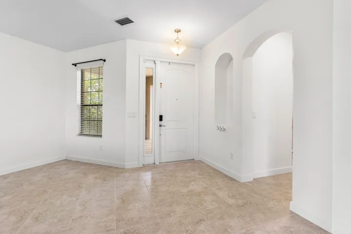 005-5428SandbirchWay-LakeWorth-FL-33463-