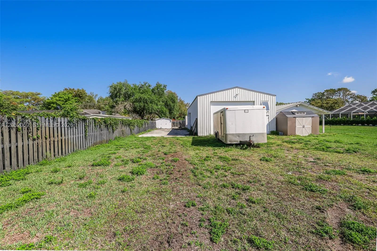 Property photo 123