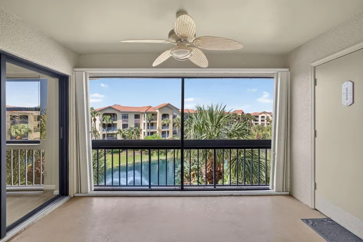 Screened Balcony