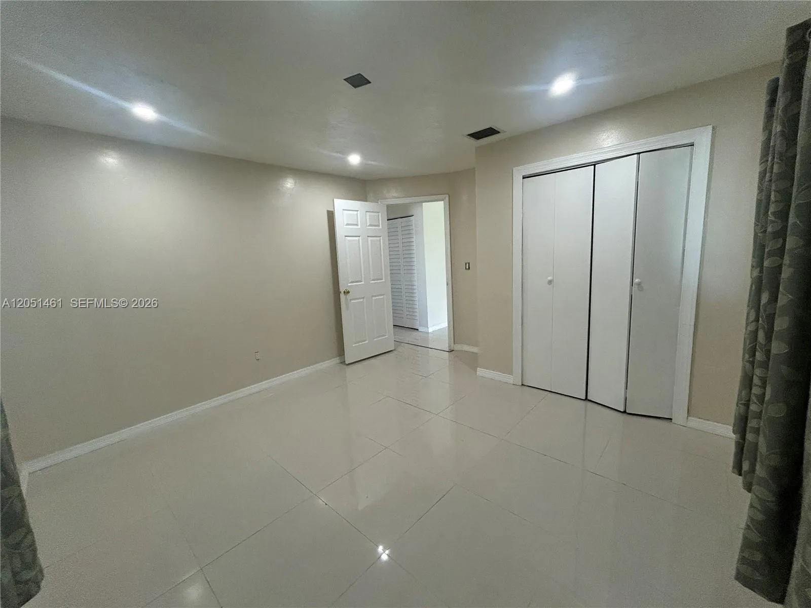 Bedroom #1