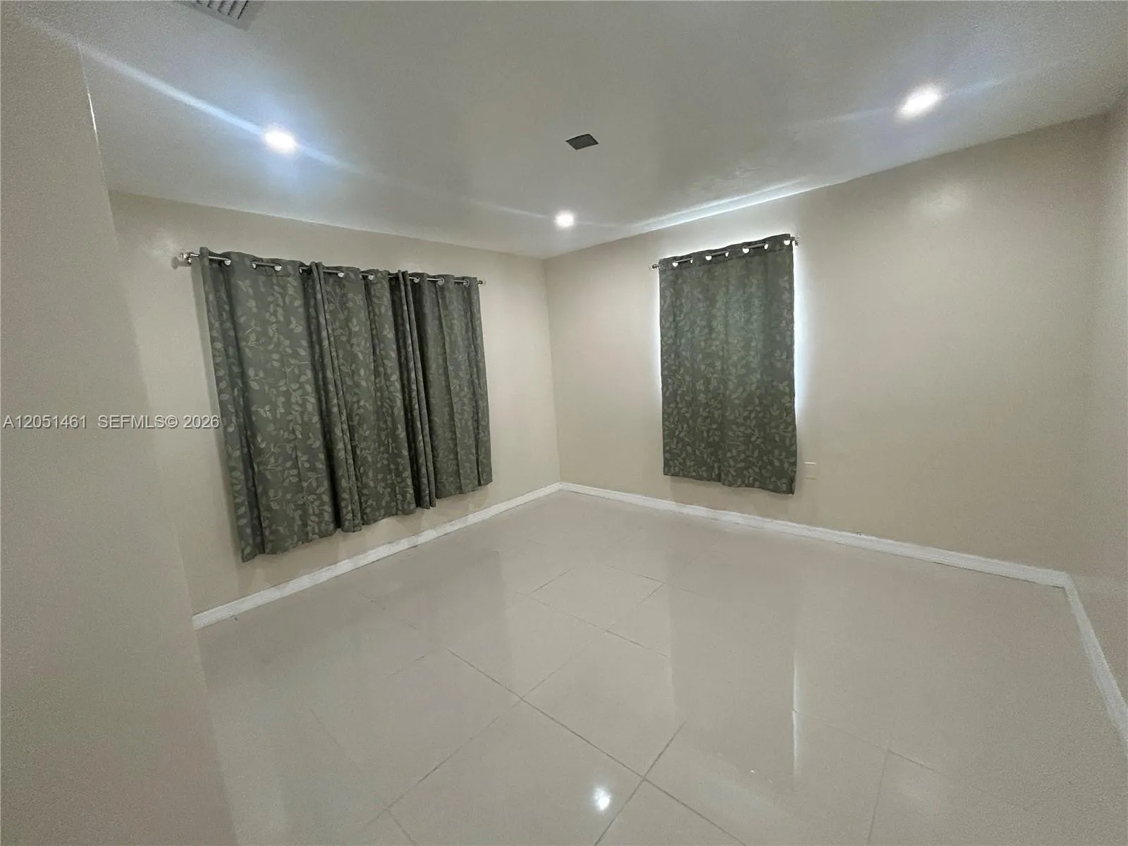 Bedroom #1