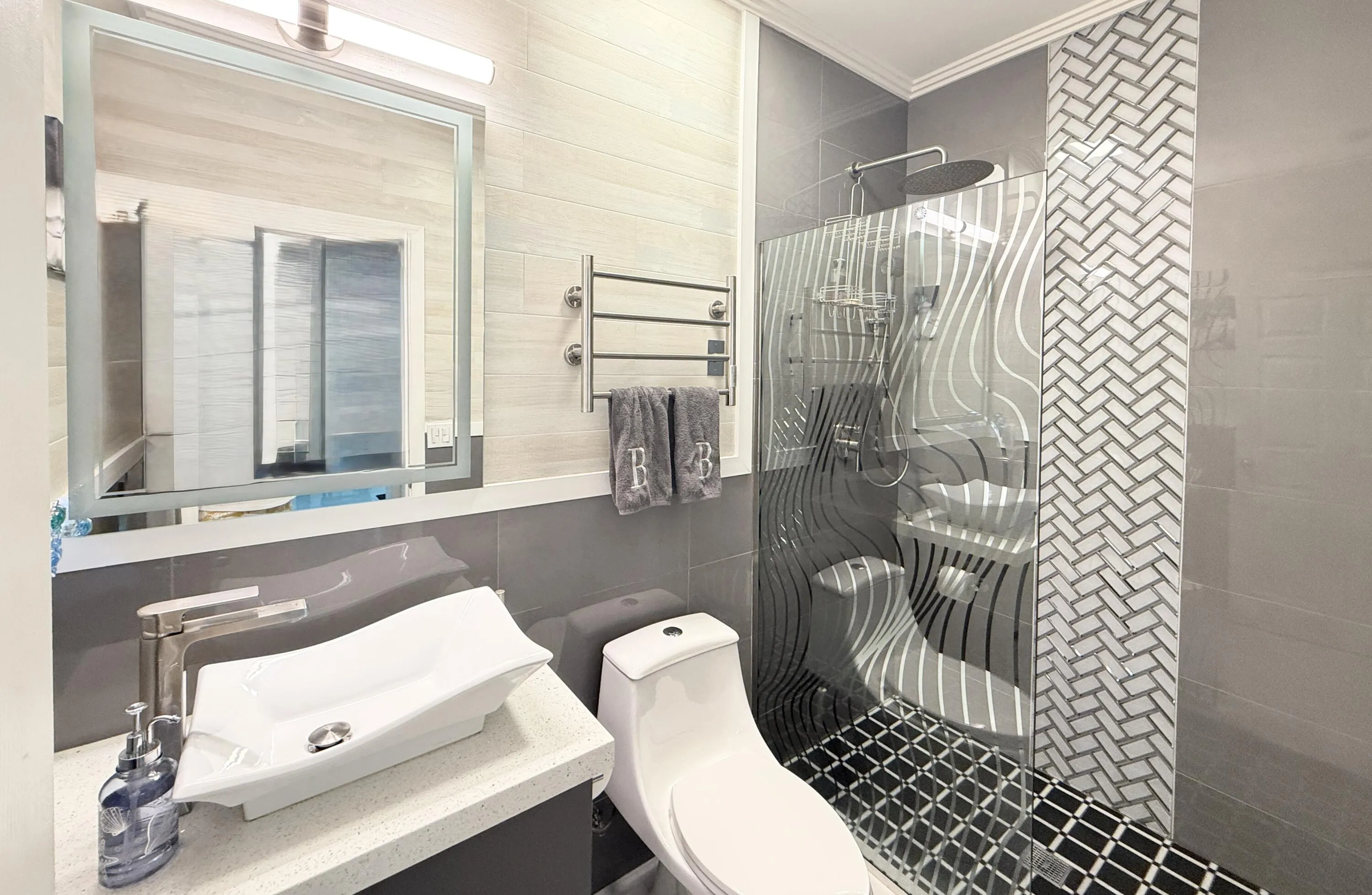 bathroom on 1st floor
