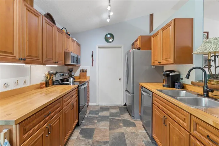 Kitchen to Garage