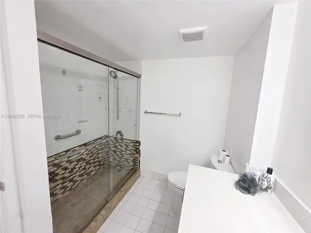 MASTER BATHROOM SHOWER
