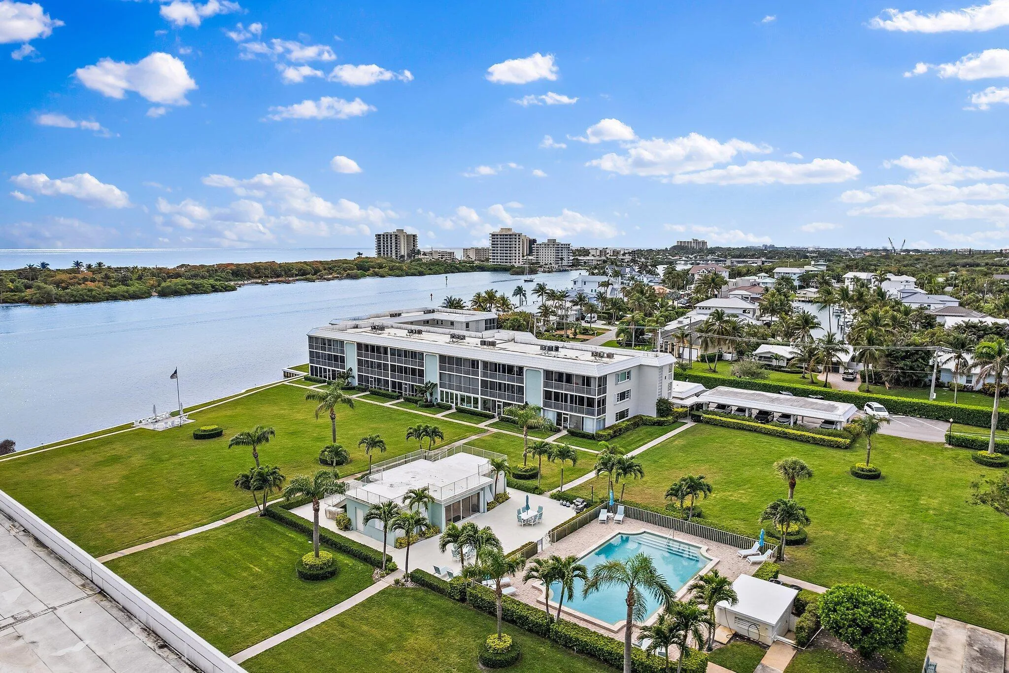 063-100WaterwayRd-E305-Tequesta-SMALL