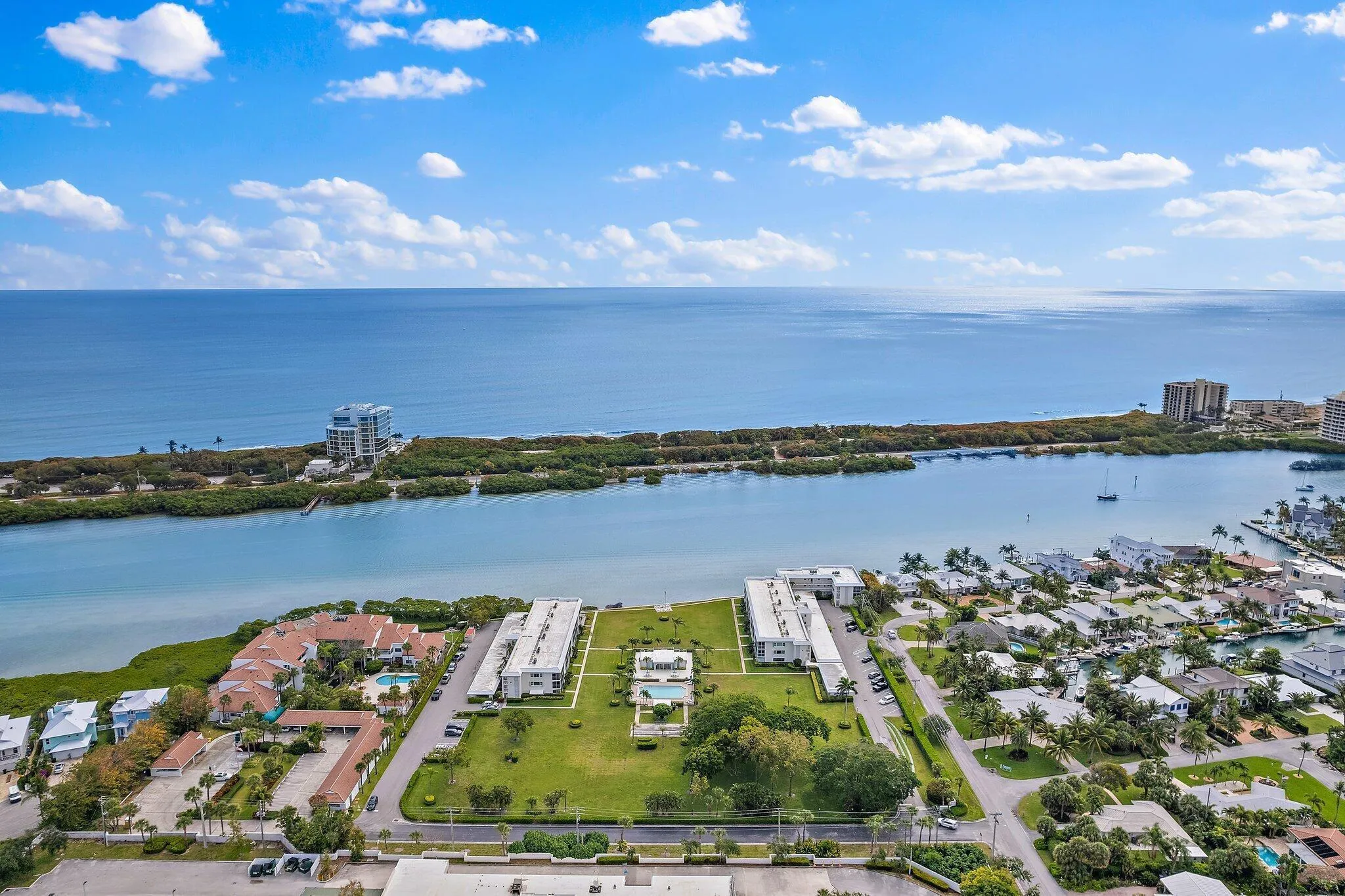 065-100WaterwayRd-E305-Tequesta-SMALL