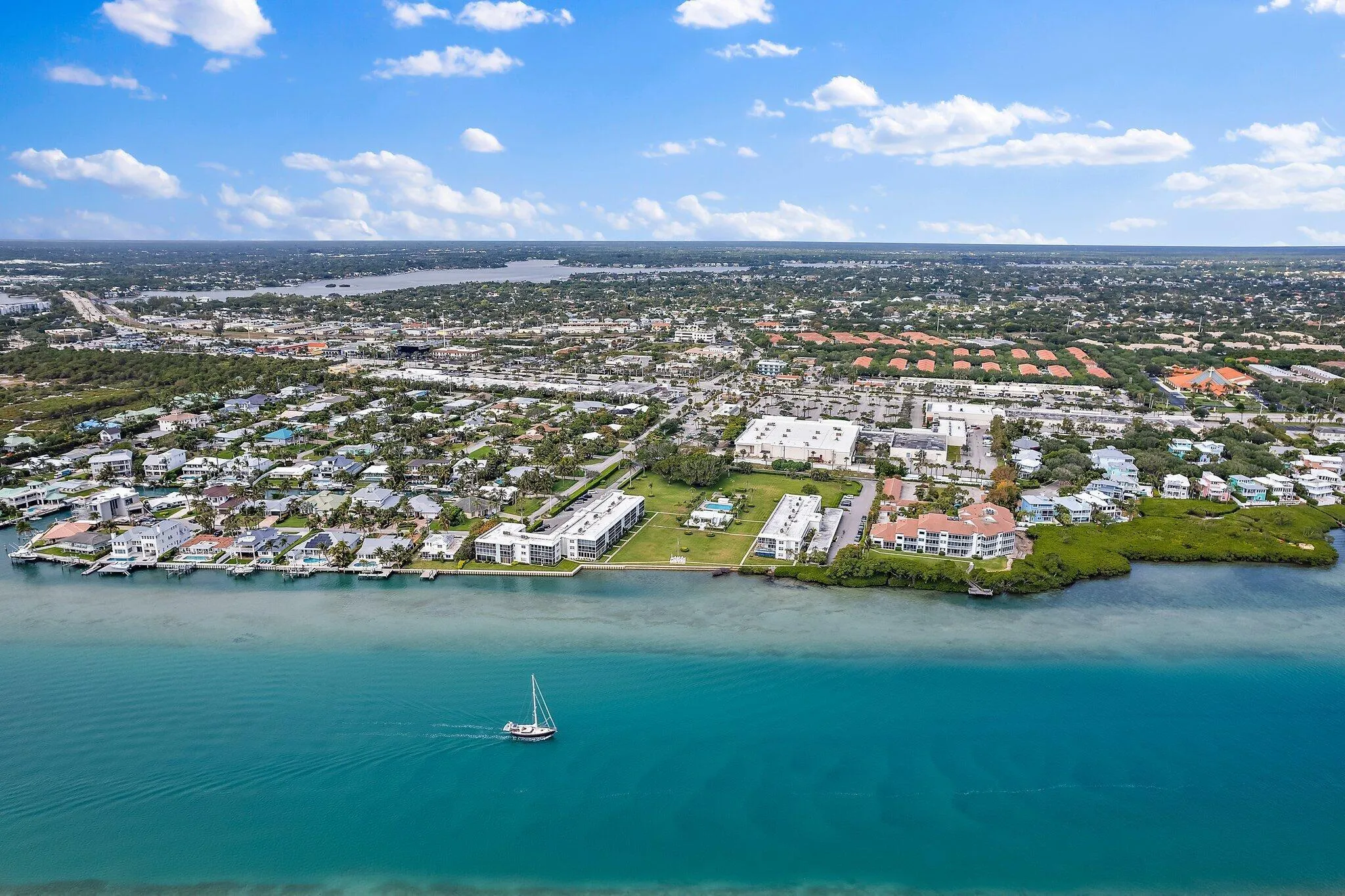 070-100WaterwayRd-E305-Tequesta-SMALL