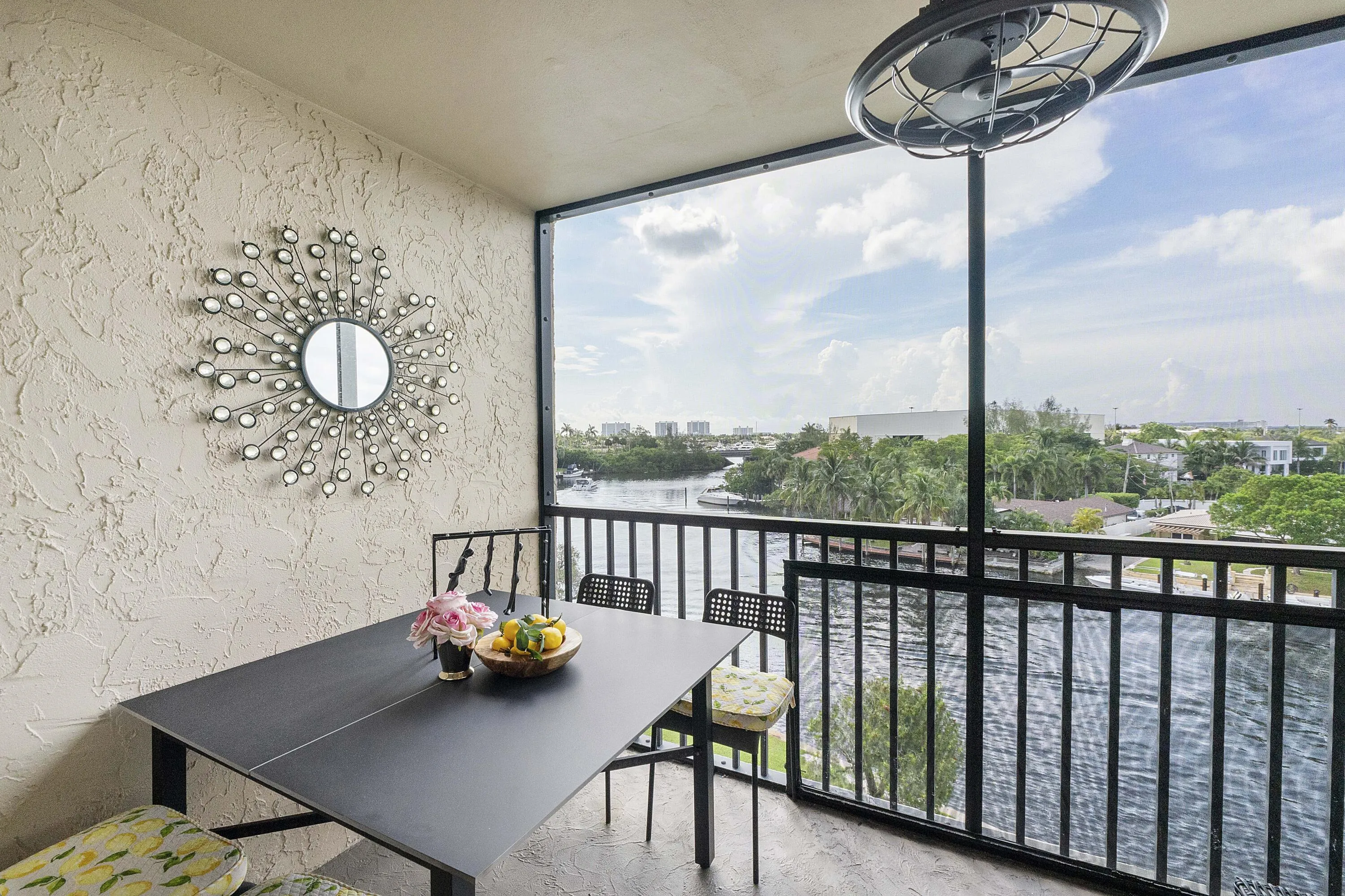 13 Royal Palm Way u503_014