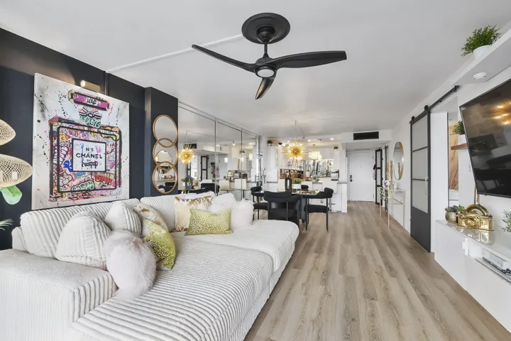 13 Royal Palm Way u503_016