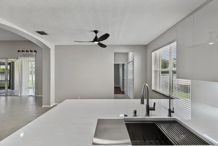 New Quartz counterops with new cabinets