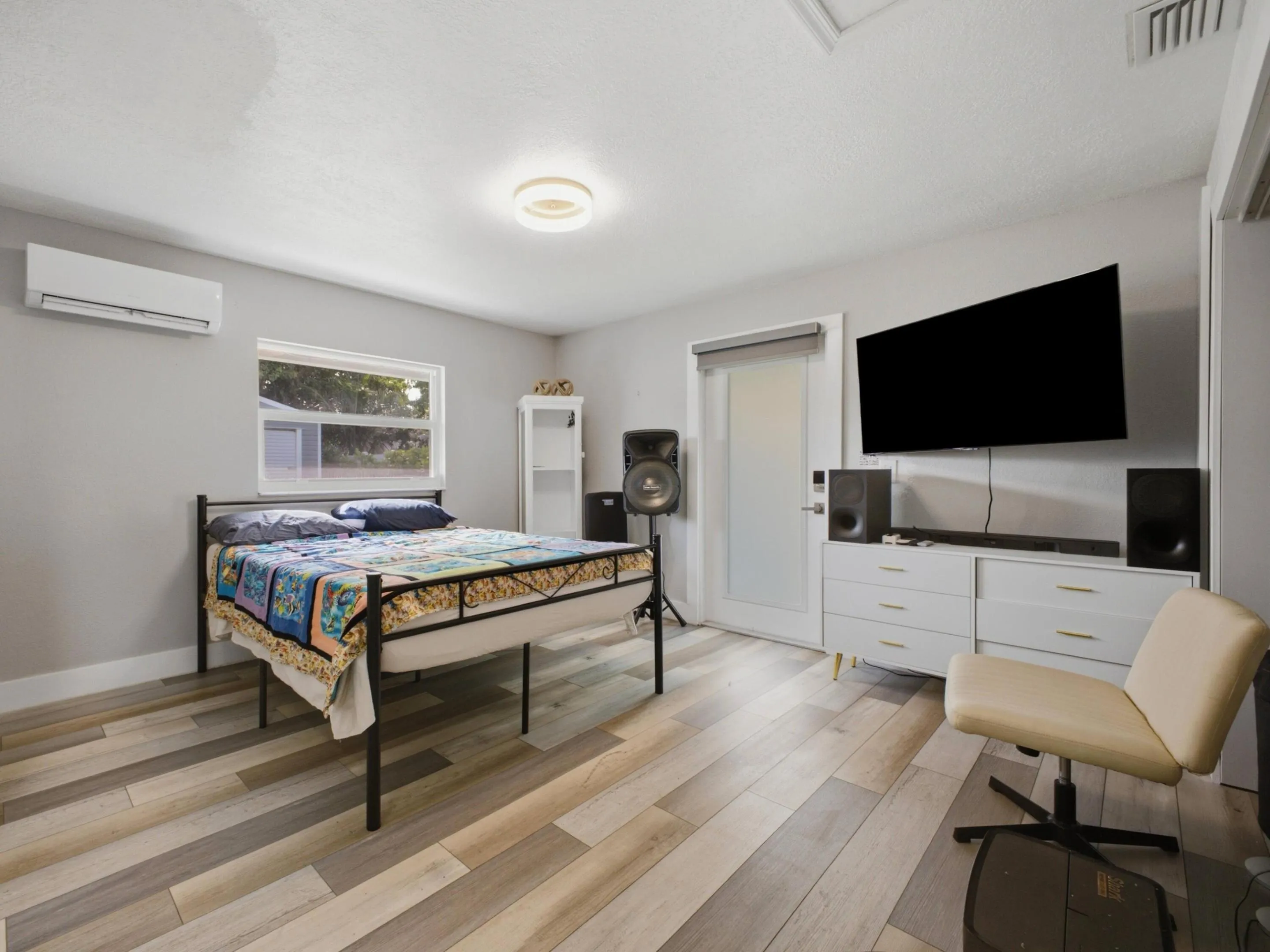 Primary suite 2