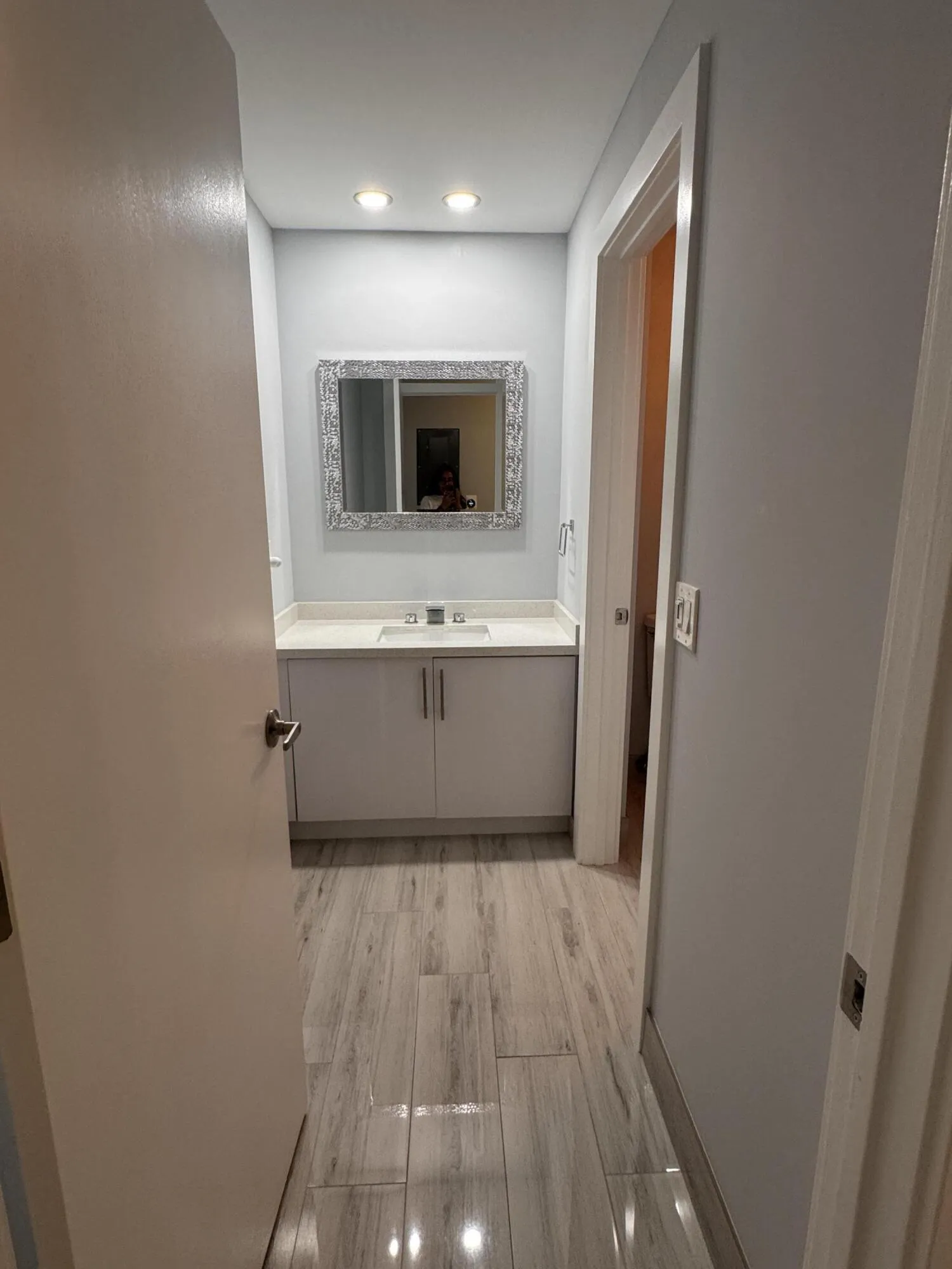 MBATH HALLWAY