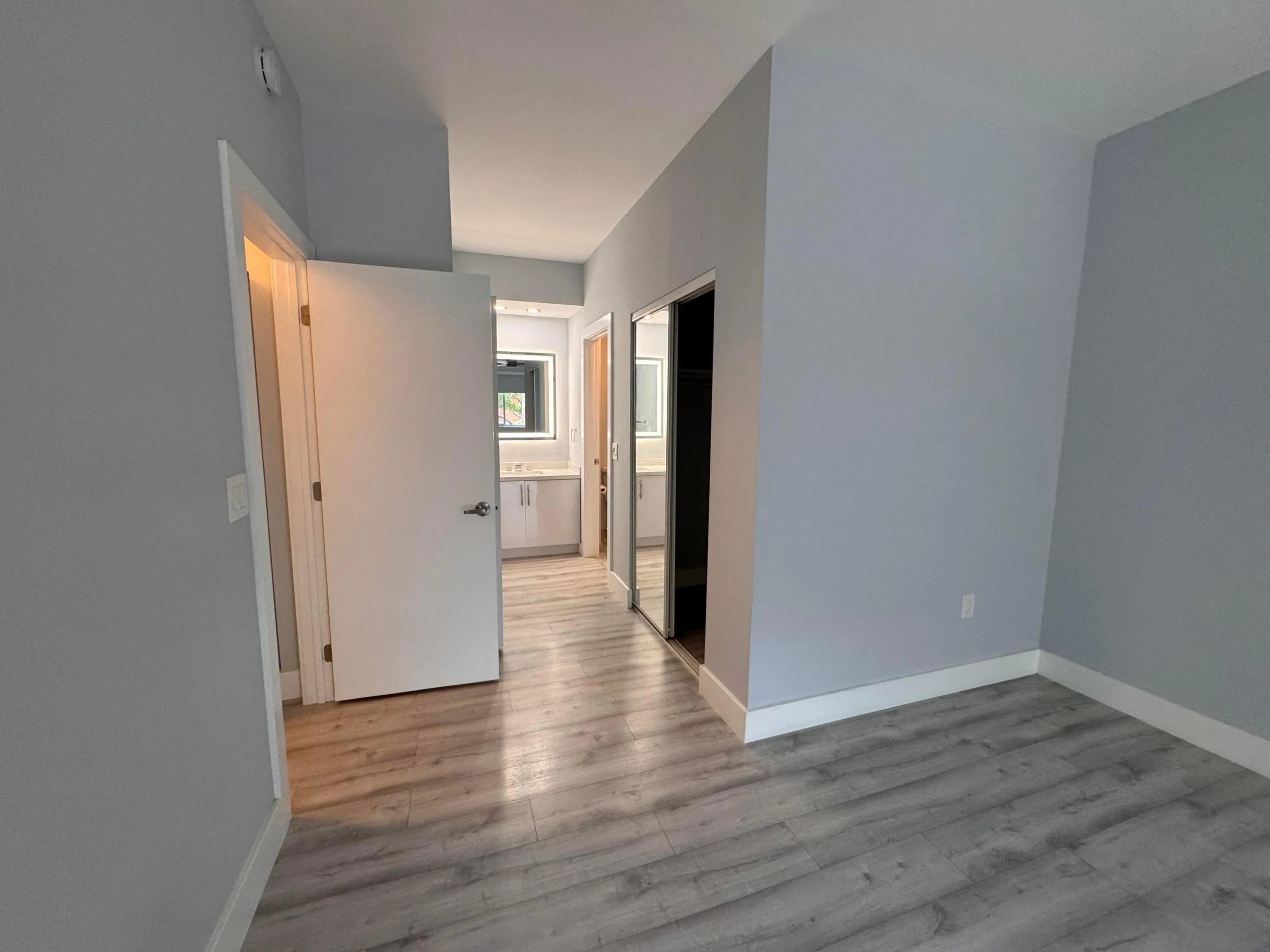 MASTER BEDROOM ACCESS