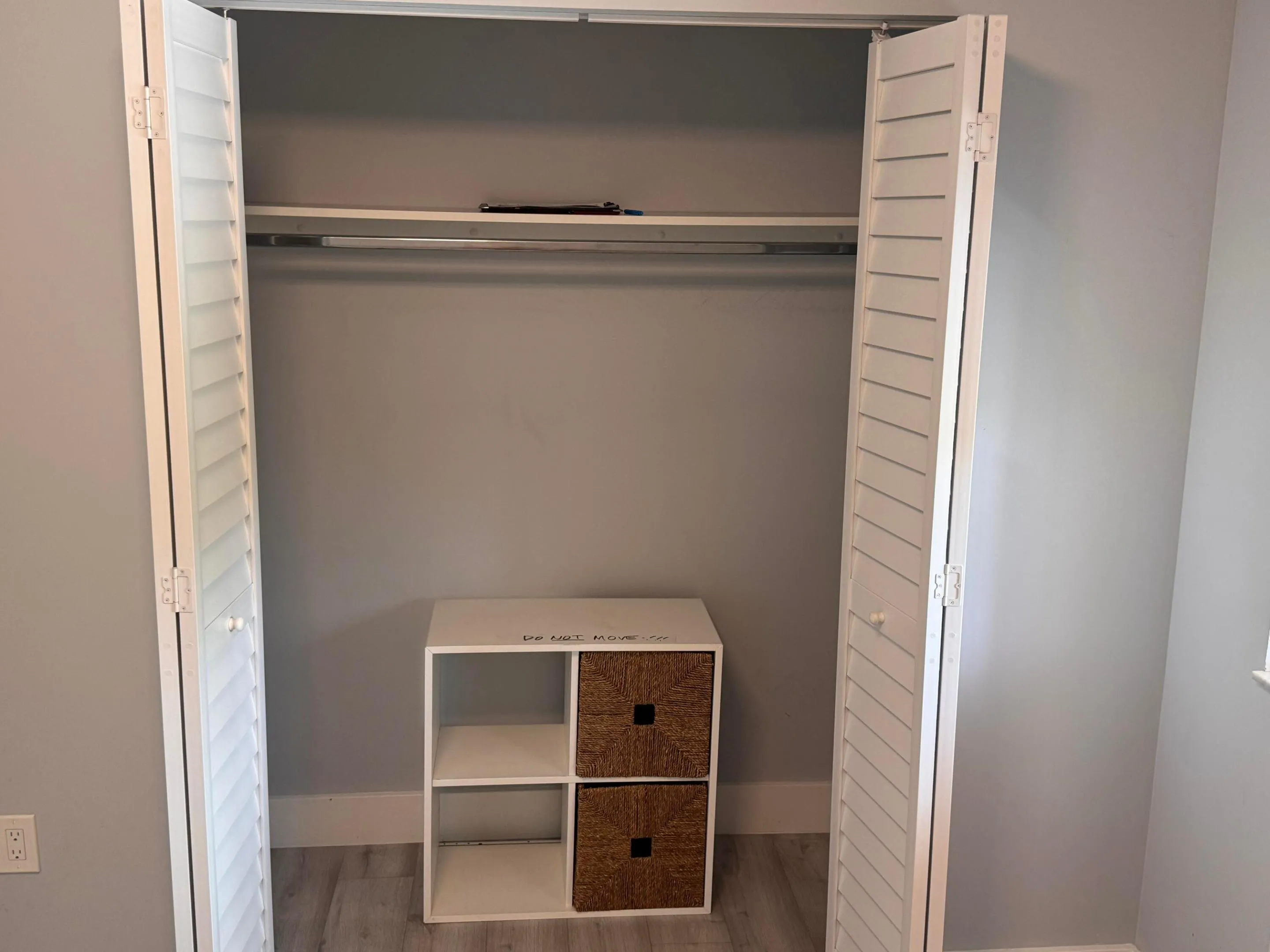 2N D BEDROOM CLOSET