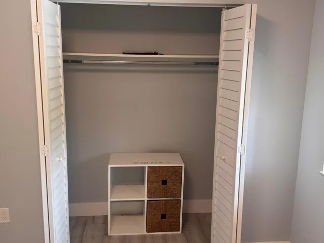 2N D BEDROOM CLOSET