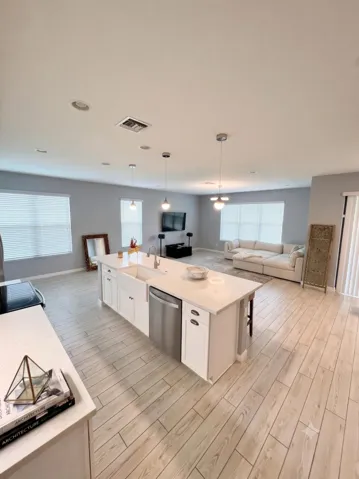 IMG_4010-Kitchen Island