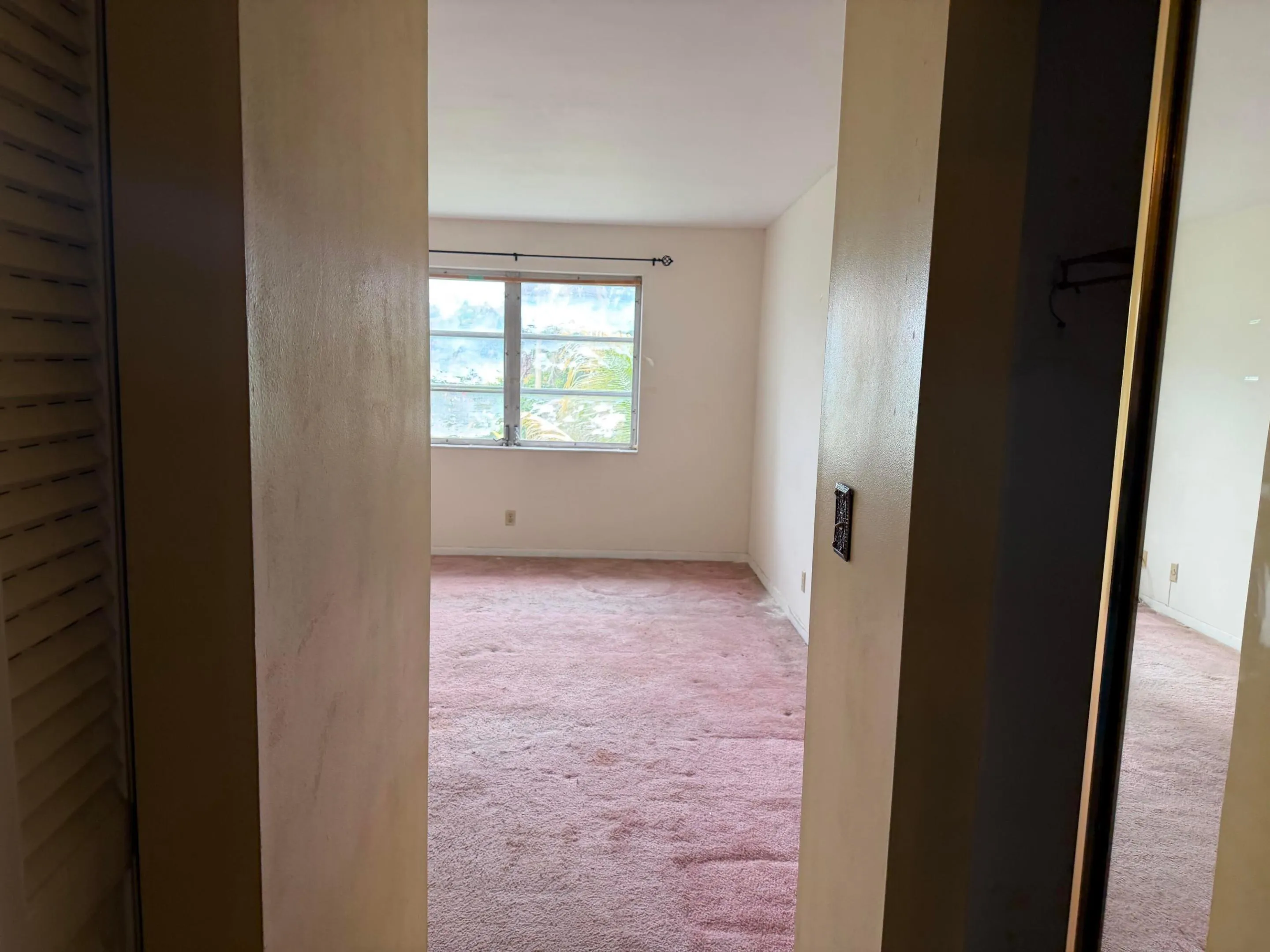 Master bedroom hall
