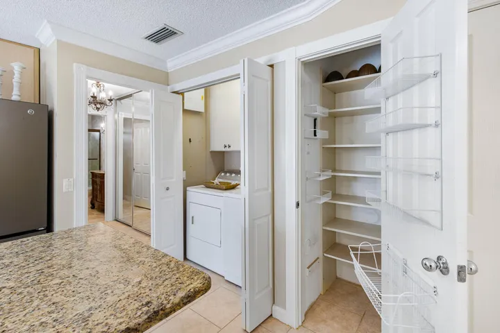 1220 NW Sun Terrace Circle-35