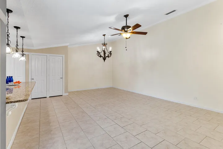 1220 NW Sun Terrace Circle-25