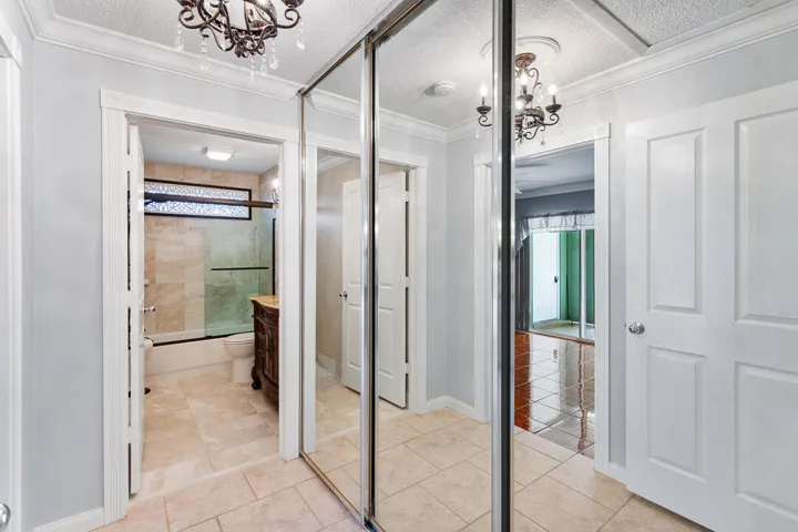 1220 NW Sun Terrace Circle-40