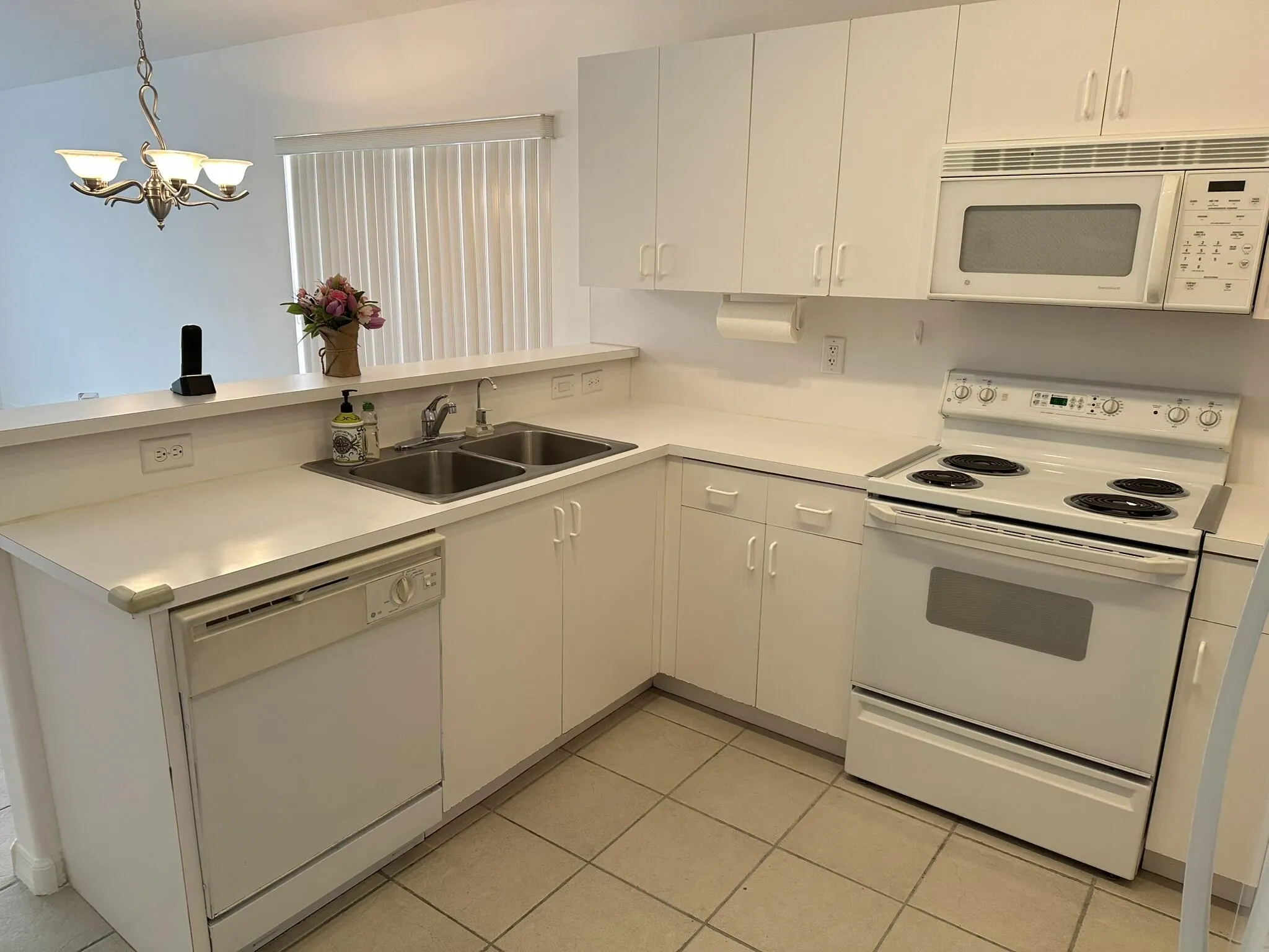 Mogel kitchen4