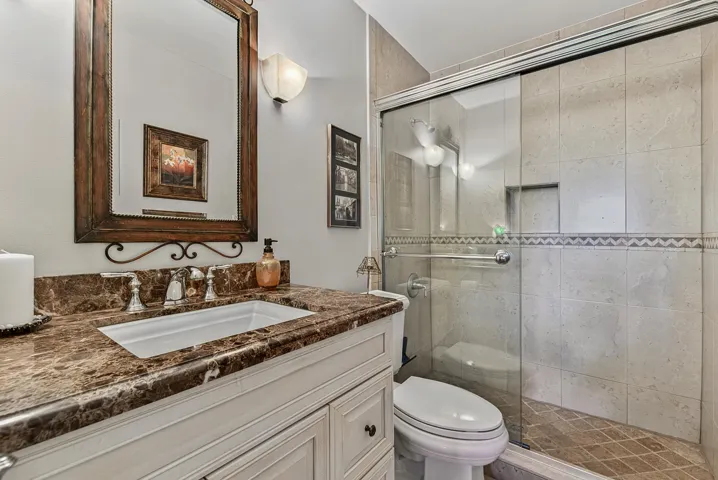 2nd Bathroom