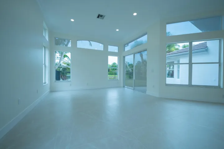 19428 Estuary Dr_8