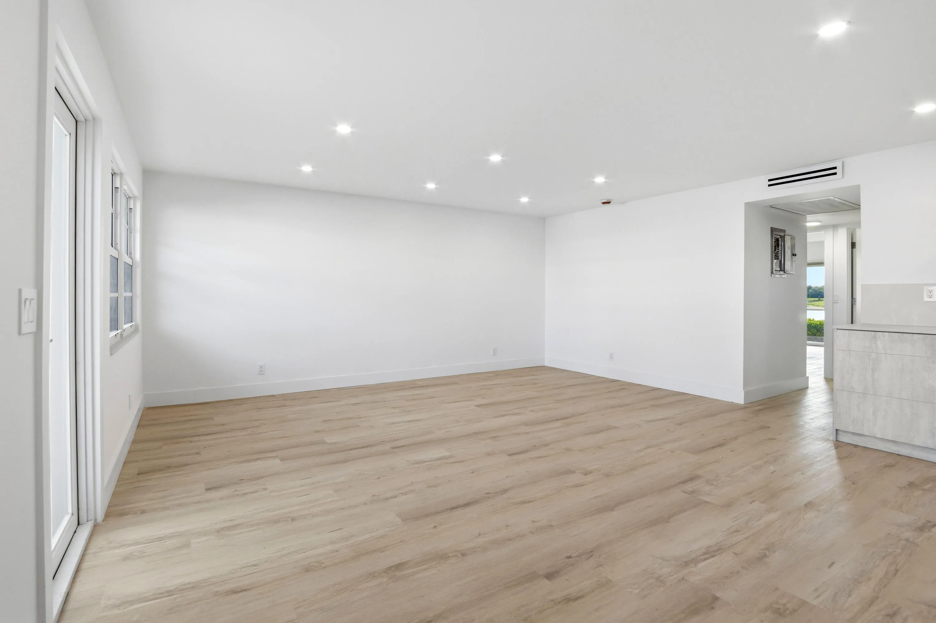 1023 Guildford B_012