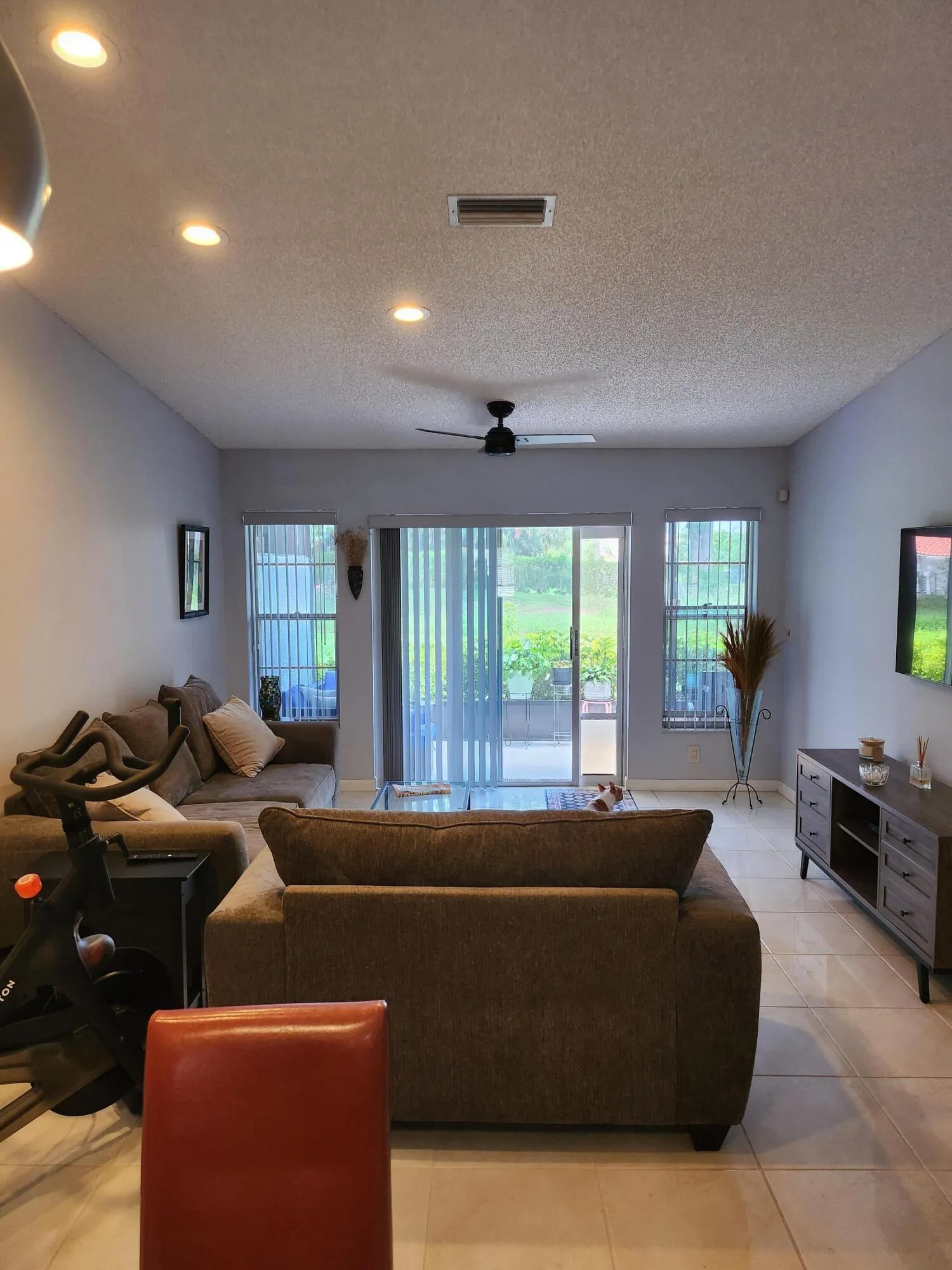 8951 SUNNYWOOD PL Boca living room9