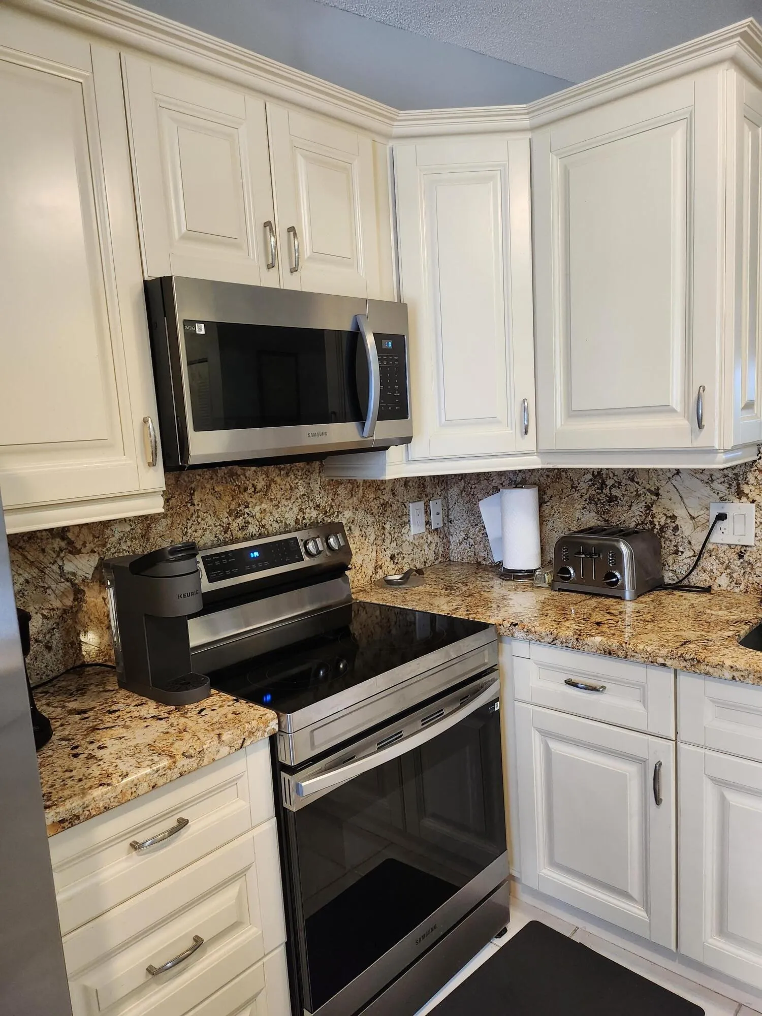 8951 SUNNYWOOD PL Boca kitchen4