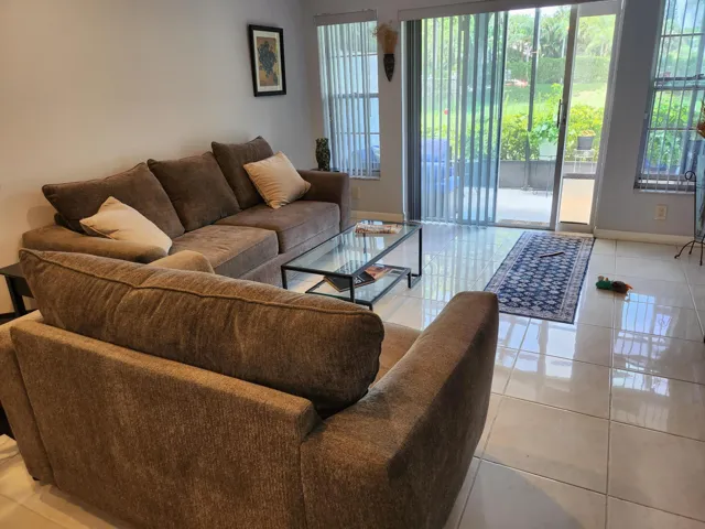 8951 SUNNYWOOD PL Boca living room7