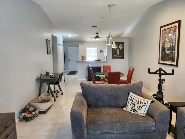 8951 SUNNYWOOD PL Boca living room5