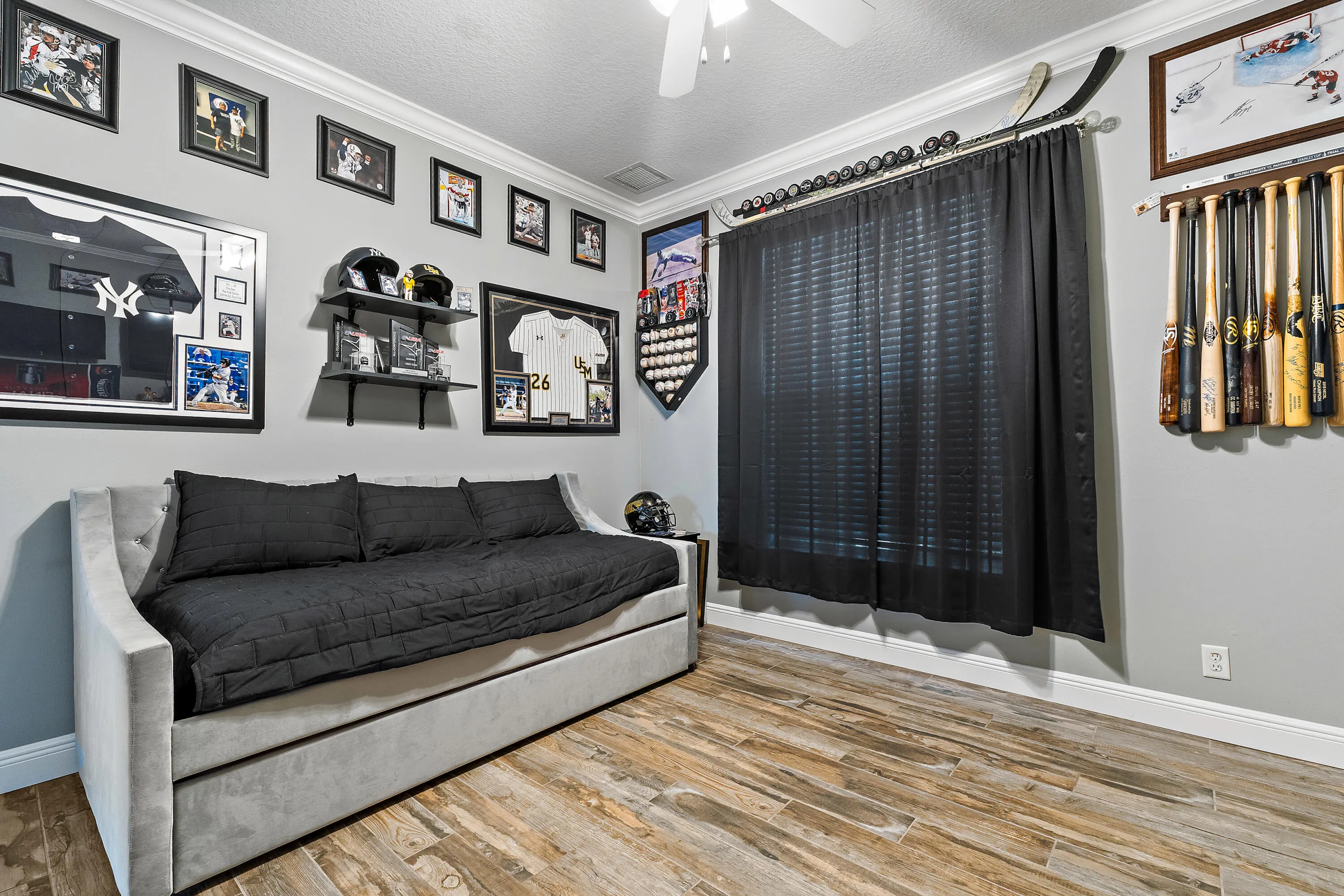 guest bedroom 1