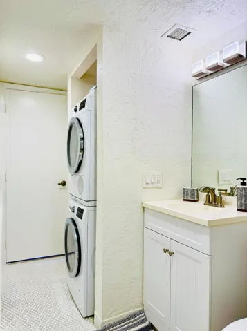 Guest bath