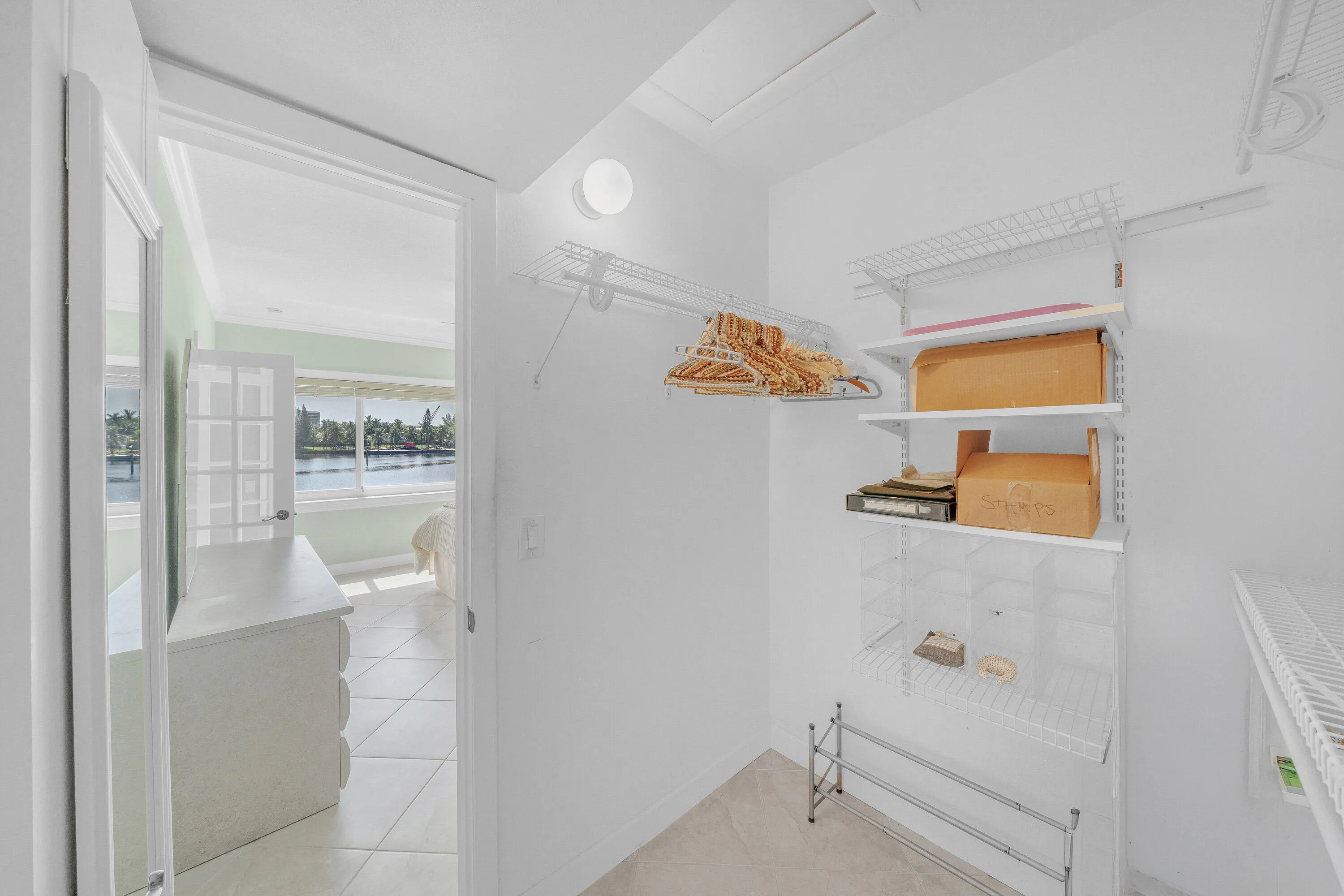 Walk in closet