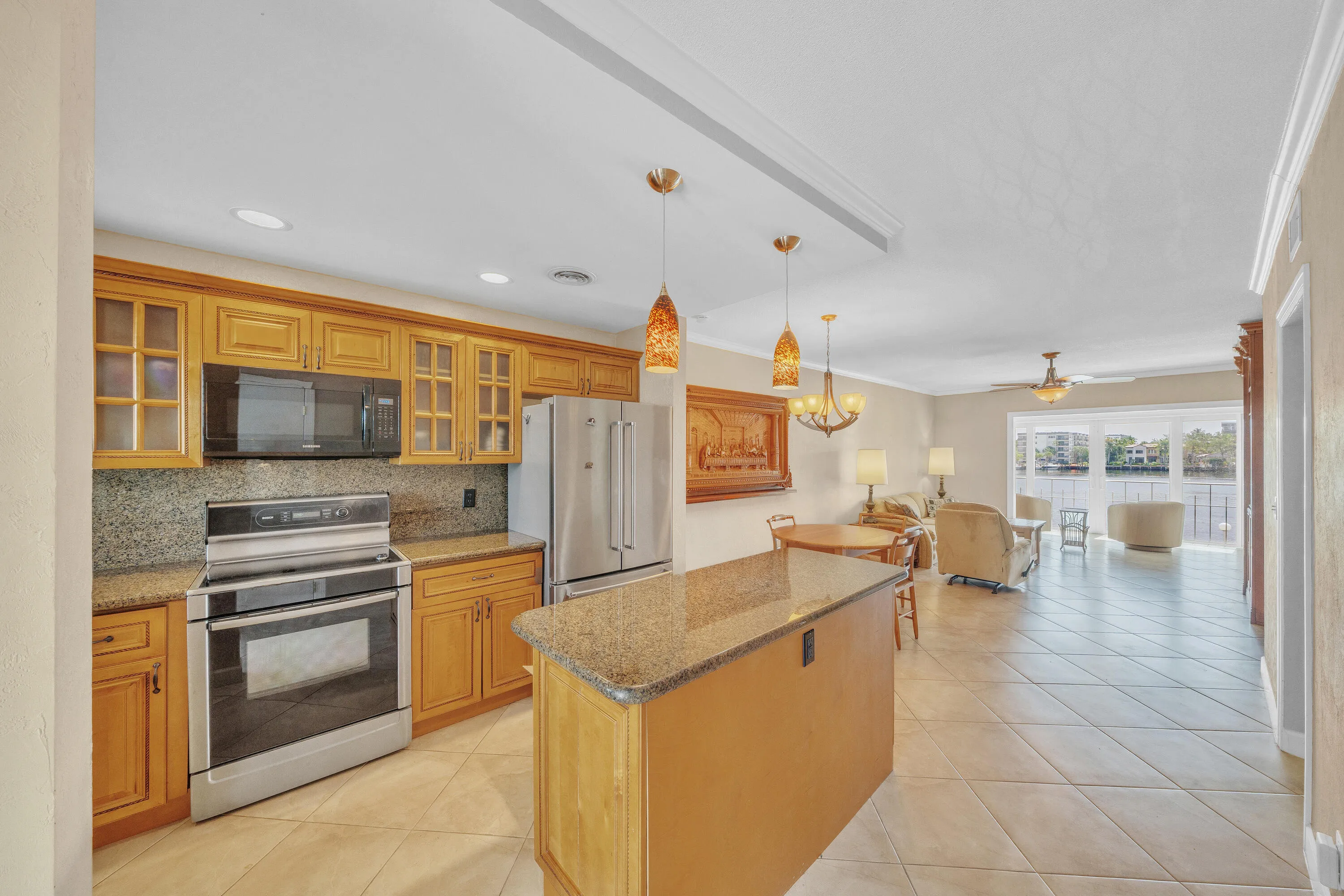 Open kitchen