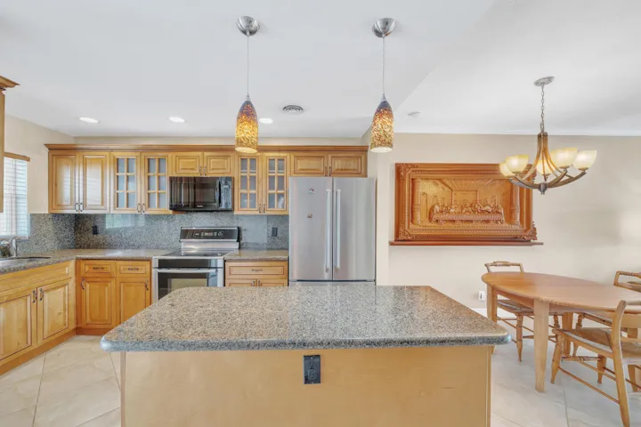 Spacious kitchen