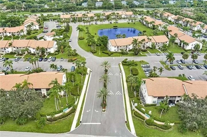 Boca Palms entrance