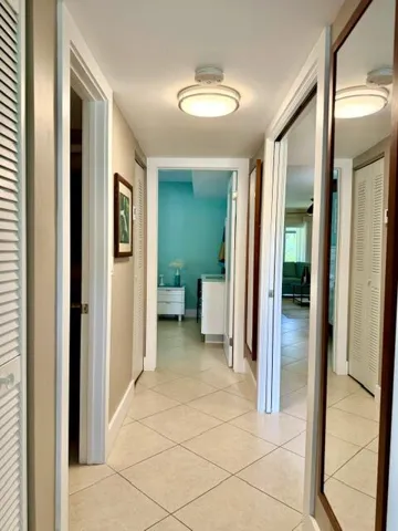 Guest room area
