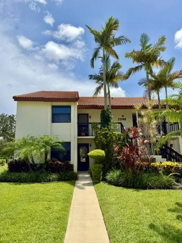 First floor w/ private walkway!