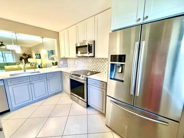 Stainless appliances